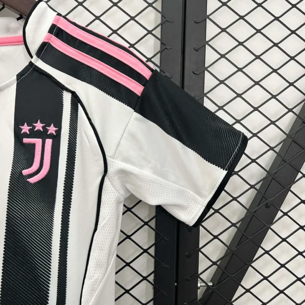 2025-2026  Juventus FC Home Football Jersey and Short Kit - Image 3