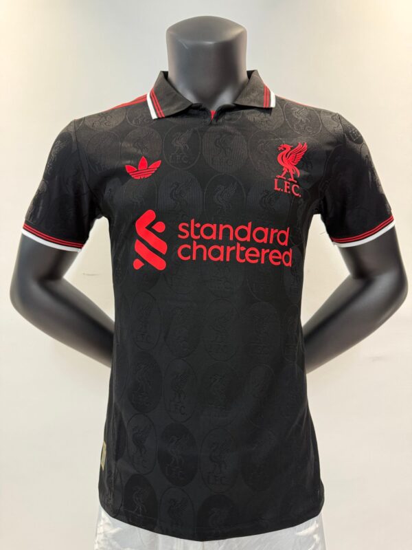 Liverpool 25/26 Special Edition Black Player Version